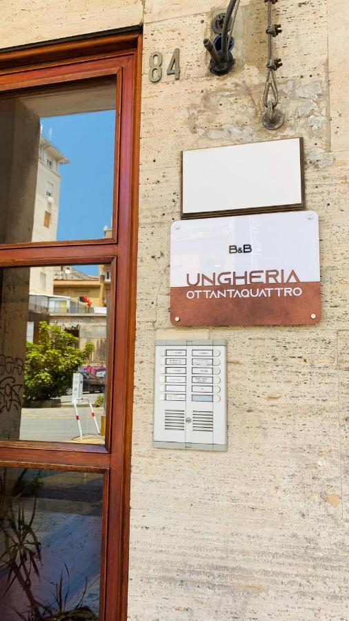 B&B Ungheria Ottantaquattro Palermo Buitenkant foto